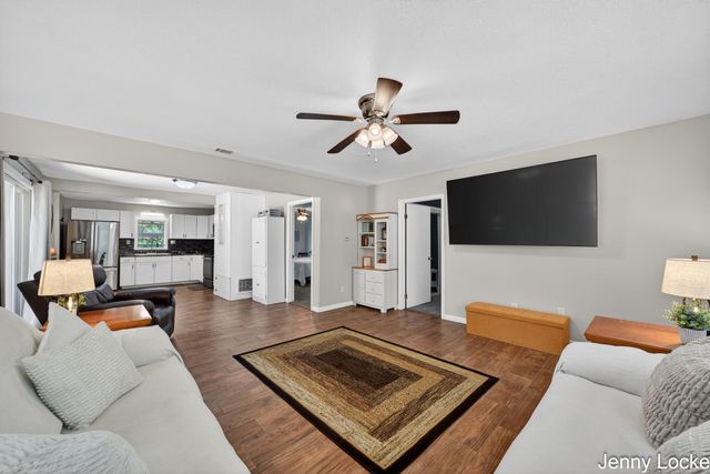 588 N Mill Iron Road, Muskegon Twp, MI 49442