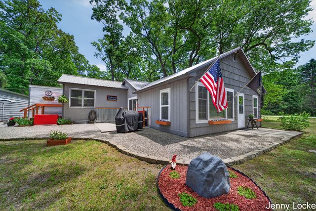 588 N Mill Iron Road, Muskegon Twp, MI 49442