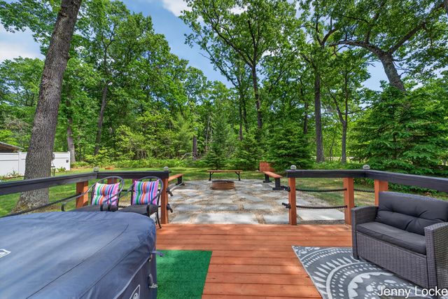 588 N Mill Iron Road, Muskegon Twp, MI 49442
