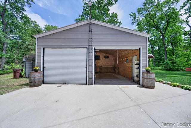 588 N Mill Iron Road, Muskegon Twp, MI 49442