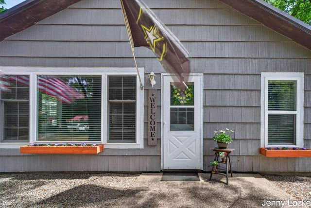 588 N Mill Iron Road, Muskegon Twp, MI 49442