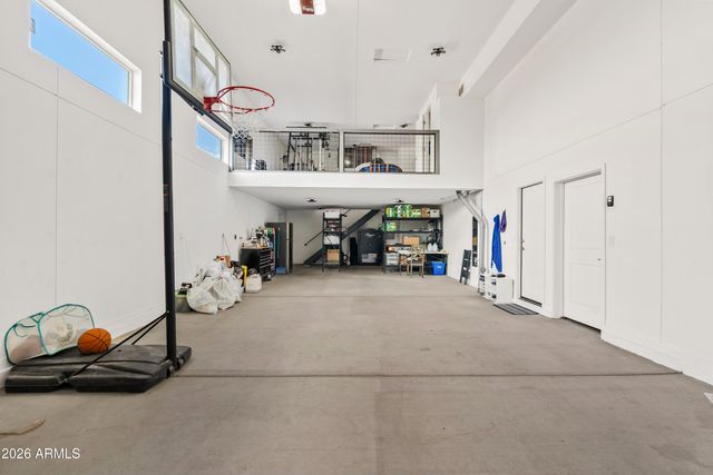 4024 W SUNCUP Drive, San Tan Valley, AZ 85144