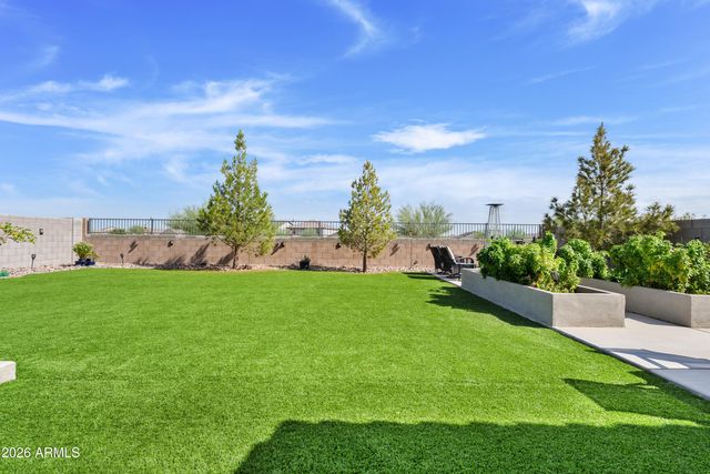 4024 W SUNCUP Drive, San Tan Valley, AZ 85144
