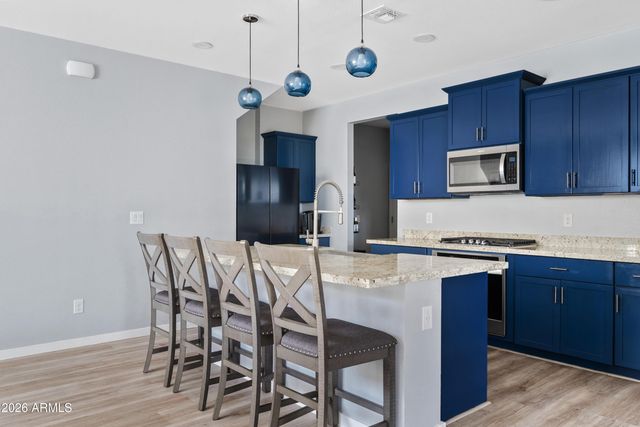 4024 W SUNCUP Drive, San Tan Valley, AZ 85144