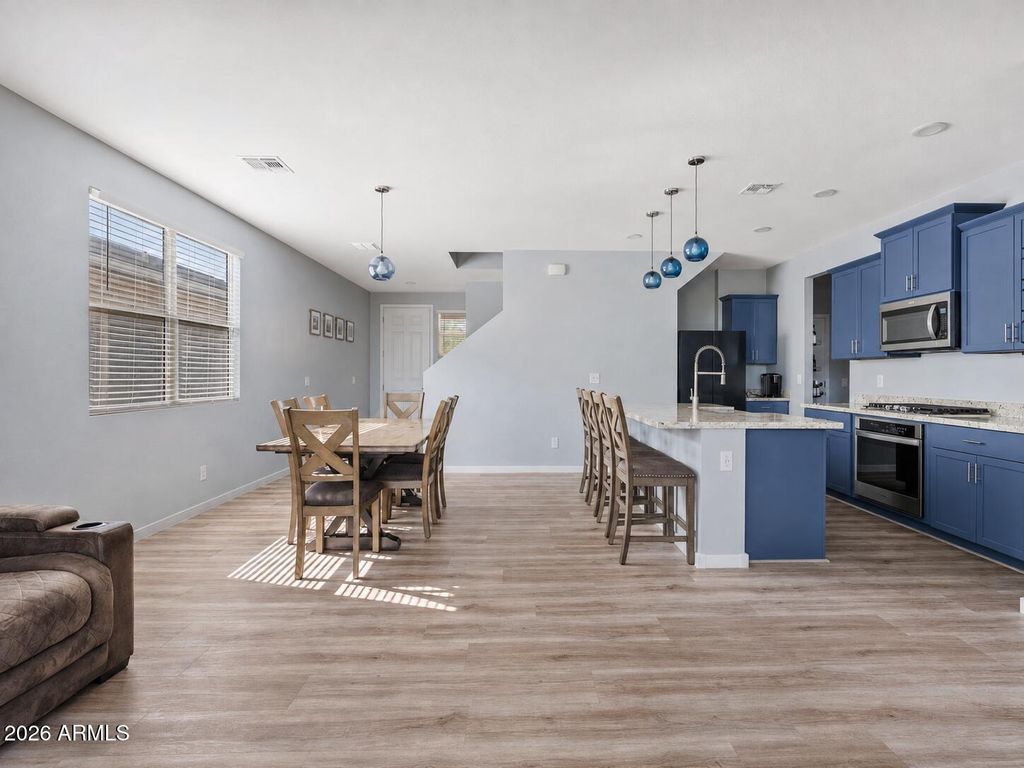 4024 W SUNCUP Drive, San Tan Valley, AZ 85144 — photo 5
