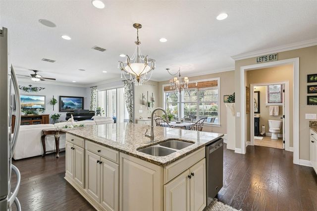 4017 ISLE VISTA AVENUE, Orlando, FL 32812