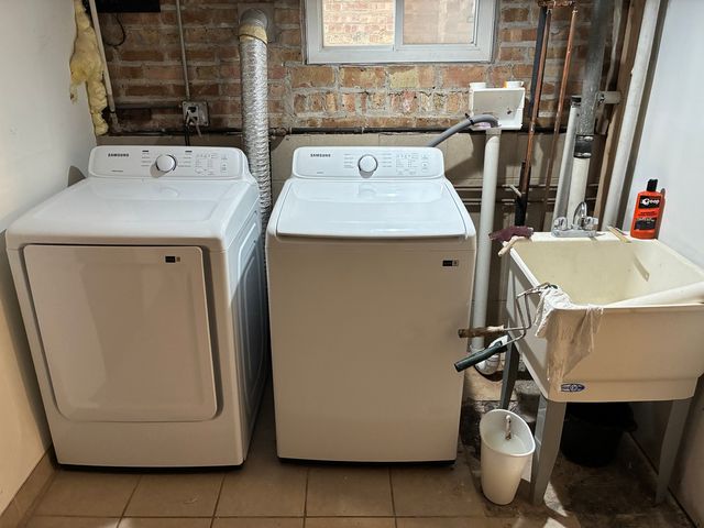 5523 N Major Avenue G, Chicago, IL 60630