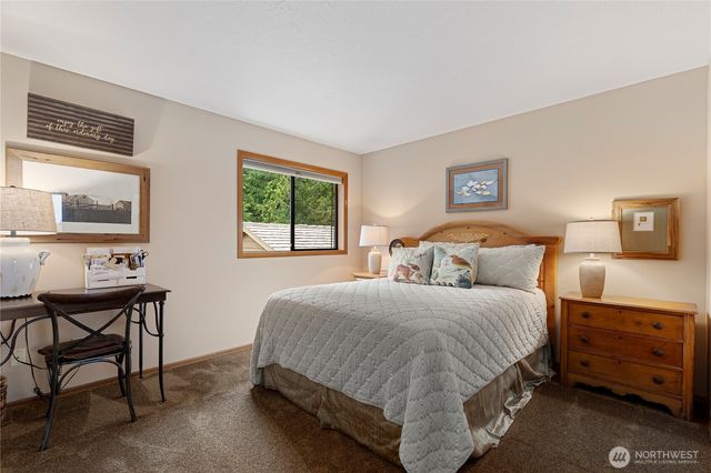 1837 E Woodhaven Lane, Port Angeles, WA 98362