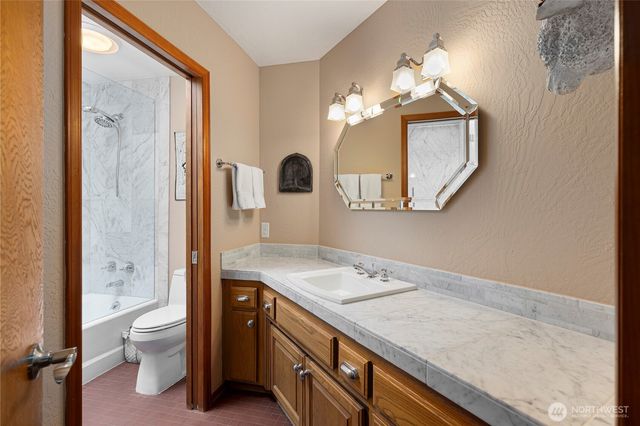 1837 E Woodhaven Lane, Port Angeles, WA 98362