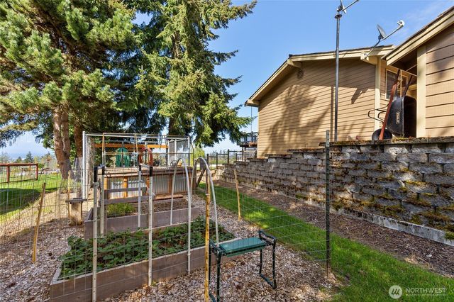 1837 E Woodhaven Lane, Port Angeles, WA 98362