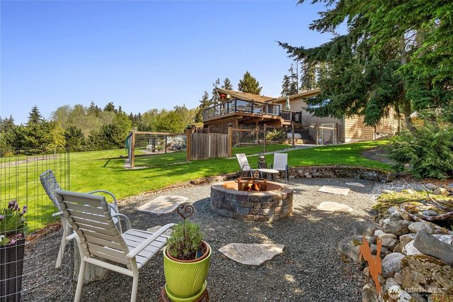 1837 E Woodhaven Lane, Port Angeles, WA 98362