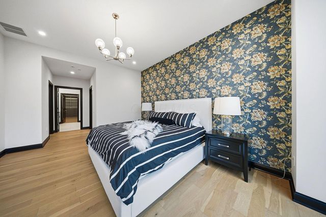 225 John H Mcconnell Boulevard, 705, Columbus, OH 43215