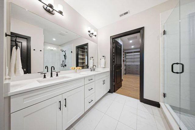 225 John H Mcconnell Boulevard, 705, Columbus, OH 43215