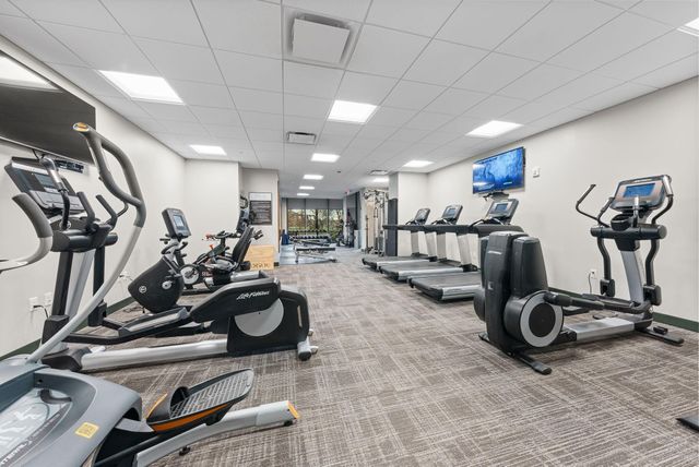 225 John H Mcconnell Boulevard, 705, Columbus, OH 43215