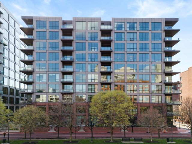 225 John H Mcconnell Boulevard, 705, Columbus, OH 43215