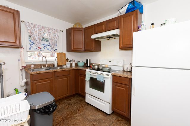 500 Beacham Lane, Jacksonville, NC 28540