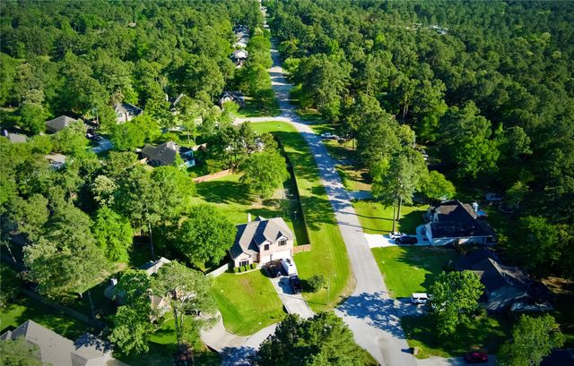 59 Beaconsfield Drive, Magnolia, TX 77355