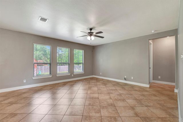 59 Beaconsfield Drive, Magnolia, TX 77355