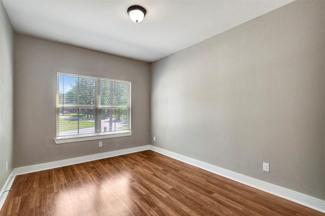 59 Beaconsfield Drive, Magnolia, TX 77355