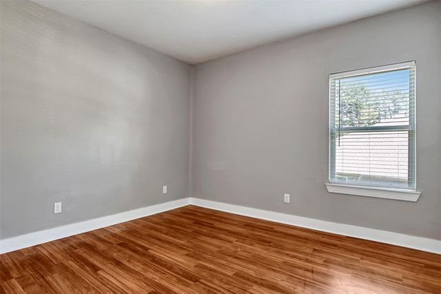 59 Beaconsfield Drive, Magnolia, TX 77355