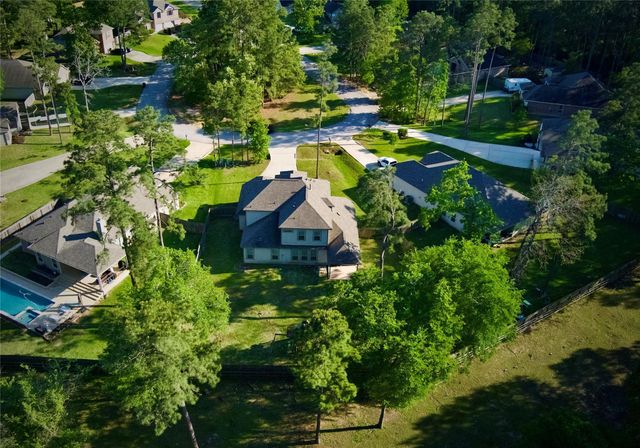 59 Beaconsfield Drive, Magnolia, TX 77355