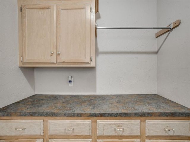 5017 Mackelman Drive, Oklahoma City, OK 73135