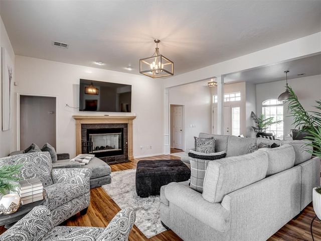 5017 Mackelman Drive, Oklahoma City, OK 73135