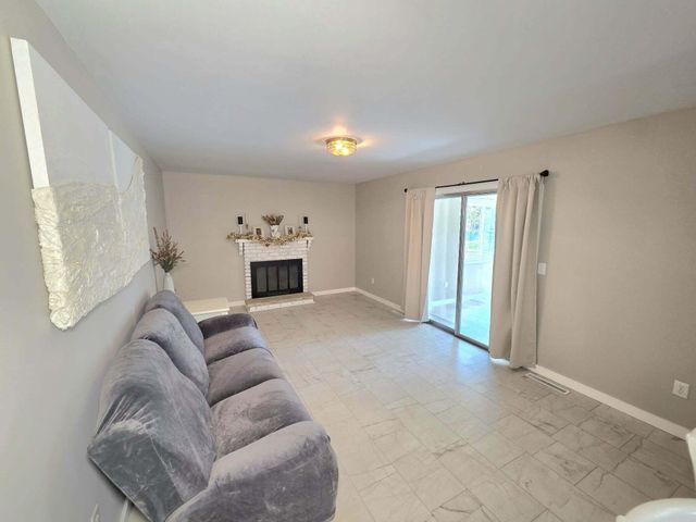 742 Greenridge Road, Battle Creek, MI 49015