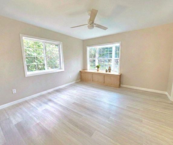 742 Greenridge Road, Battle Creek, MI 49015