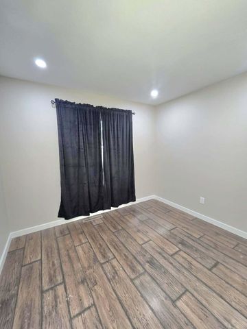 742 Greenridge Road, Battle Creek, MI 49015