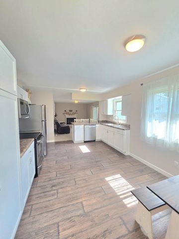 742 Greenridge Road, Battle Creek, MI 49015