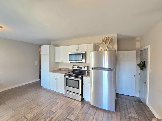 742 Greenridge Road, Battle Creek, MI 49015