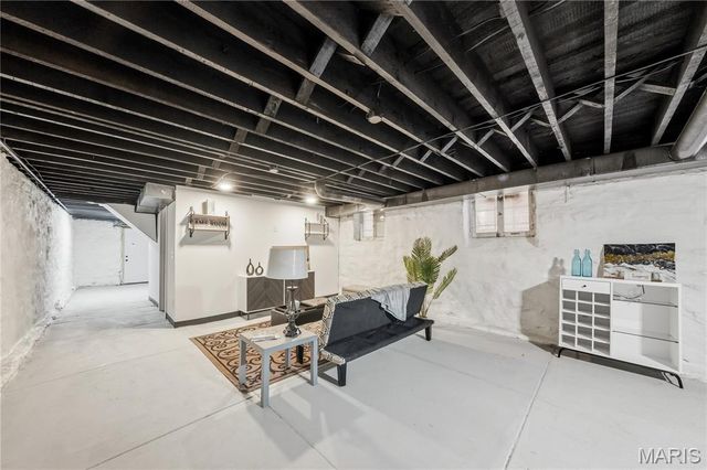 3450 Minnesota Avenue, St Louis, MO 63118