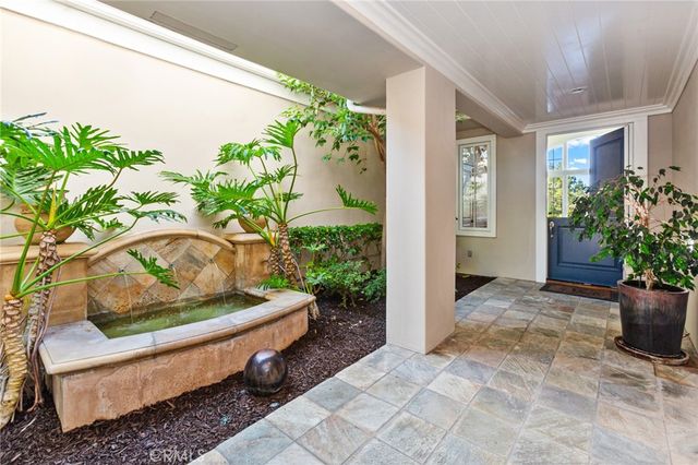 8 Rue Verte, Newport Beach, CA 92660