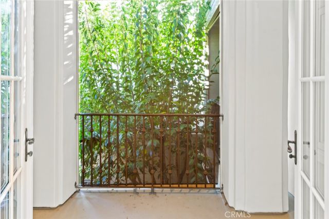 8 Rue Verte, Newport Beach, CA 92660