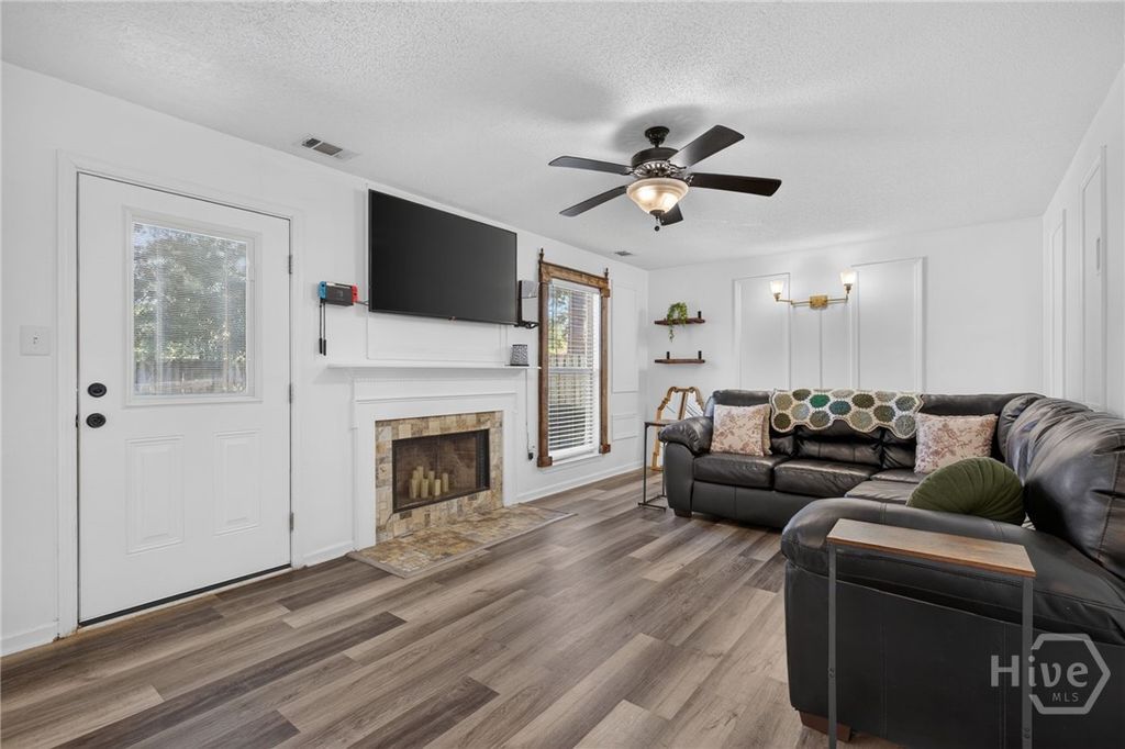 Image 14 of property listing at 172 Lions Gate Road, Savannah, GA 31419