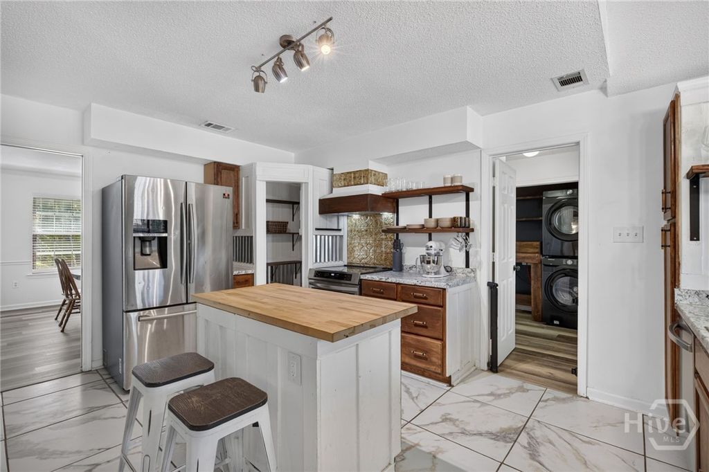 Image 25 of property listing at 172 Lions Gate Road, Savannah, GA 31419