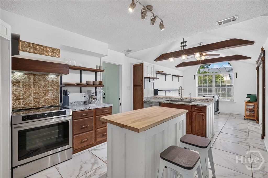 Image 26 of property listing at 172 Lions Gate Road, Savannah, GA 31419