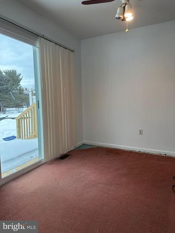 129 WHITNEY PL, Lansdale, PA 19446