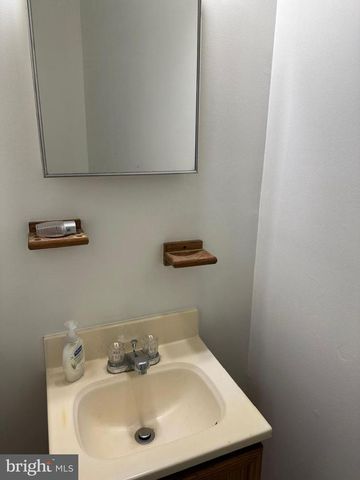 129 WHITNEY PL, Lansdale, PA 19446