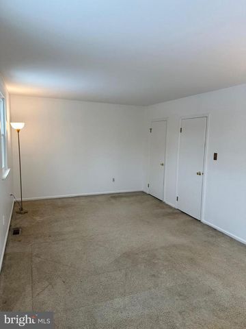 129 WHITNEY PL, Lansdale, PA 19446