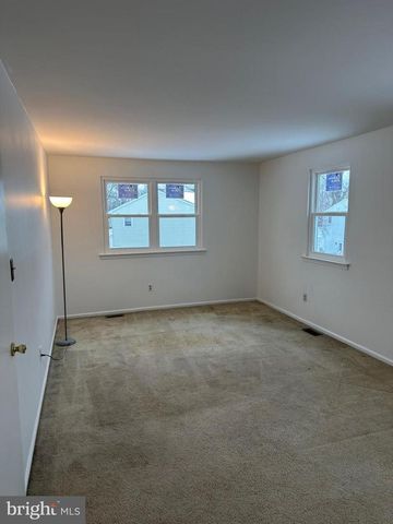 129 WHITNEY PL, Lansdale, PA 19446