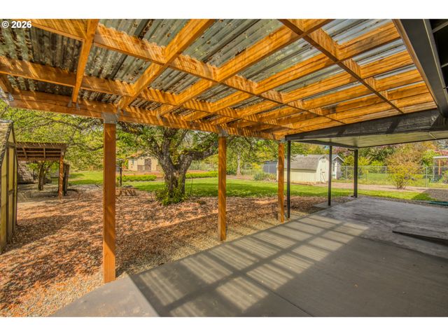 1425 WILLAMINA Ave, Forest Grove, OR 97116