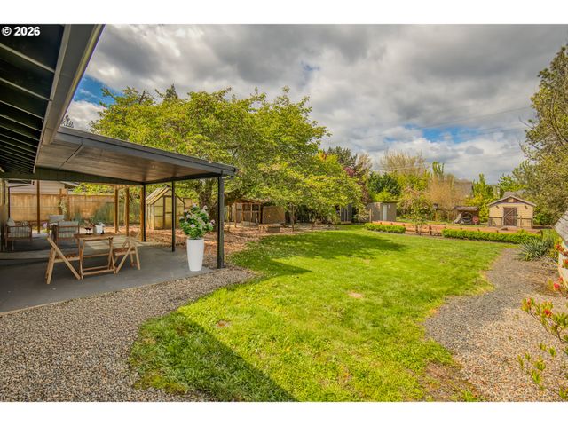 1425 WILLAMINA Ave, Forest Grove, OR 97116