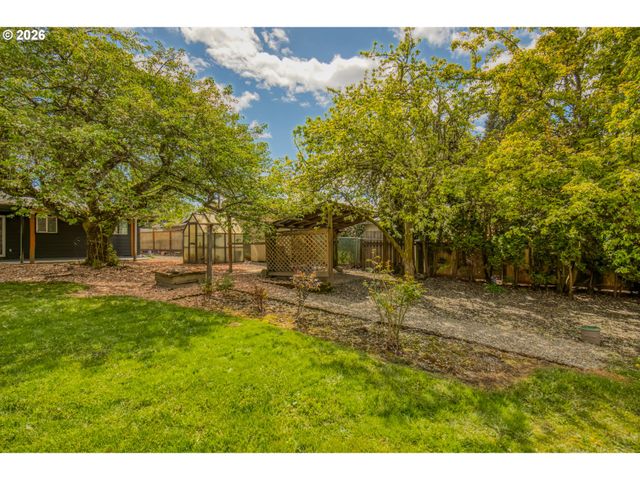1425 WILLAMINA Ave, Forest Grove, OR 97116