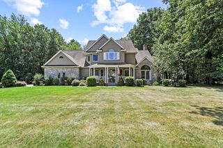 40 Rollins Drive, East Longmeadow, MA 01028
