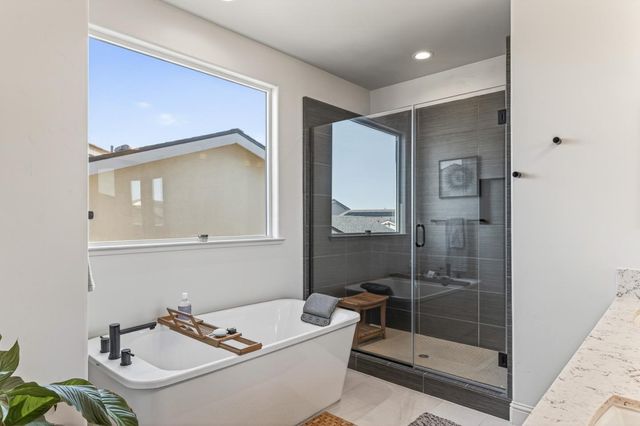 585 Santa Lucia Way, Marina, CA 93933