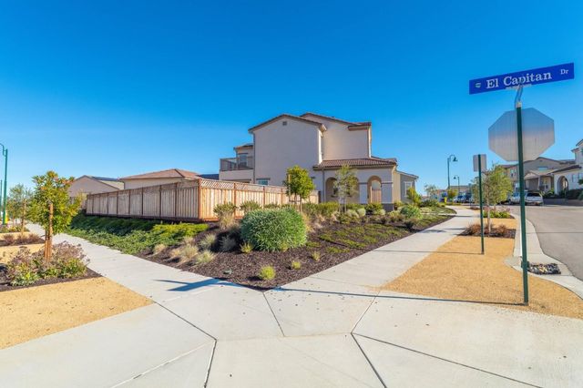 585 Santa Lucia Way, Marina, CA 93933