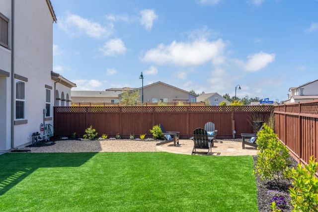 585 Santa Lucia Way, Marina, CA 93933