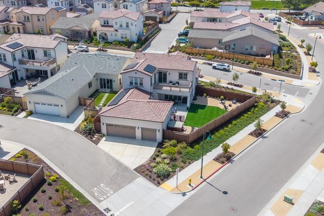585 Santa Lucia Way, Marina, CA 93933